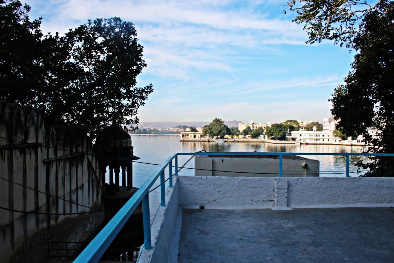 Gypsy Child Lake Hostel אודייפור מראה חיצוני תמונה