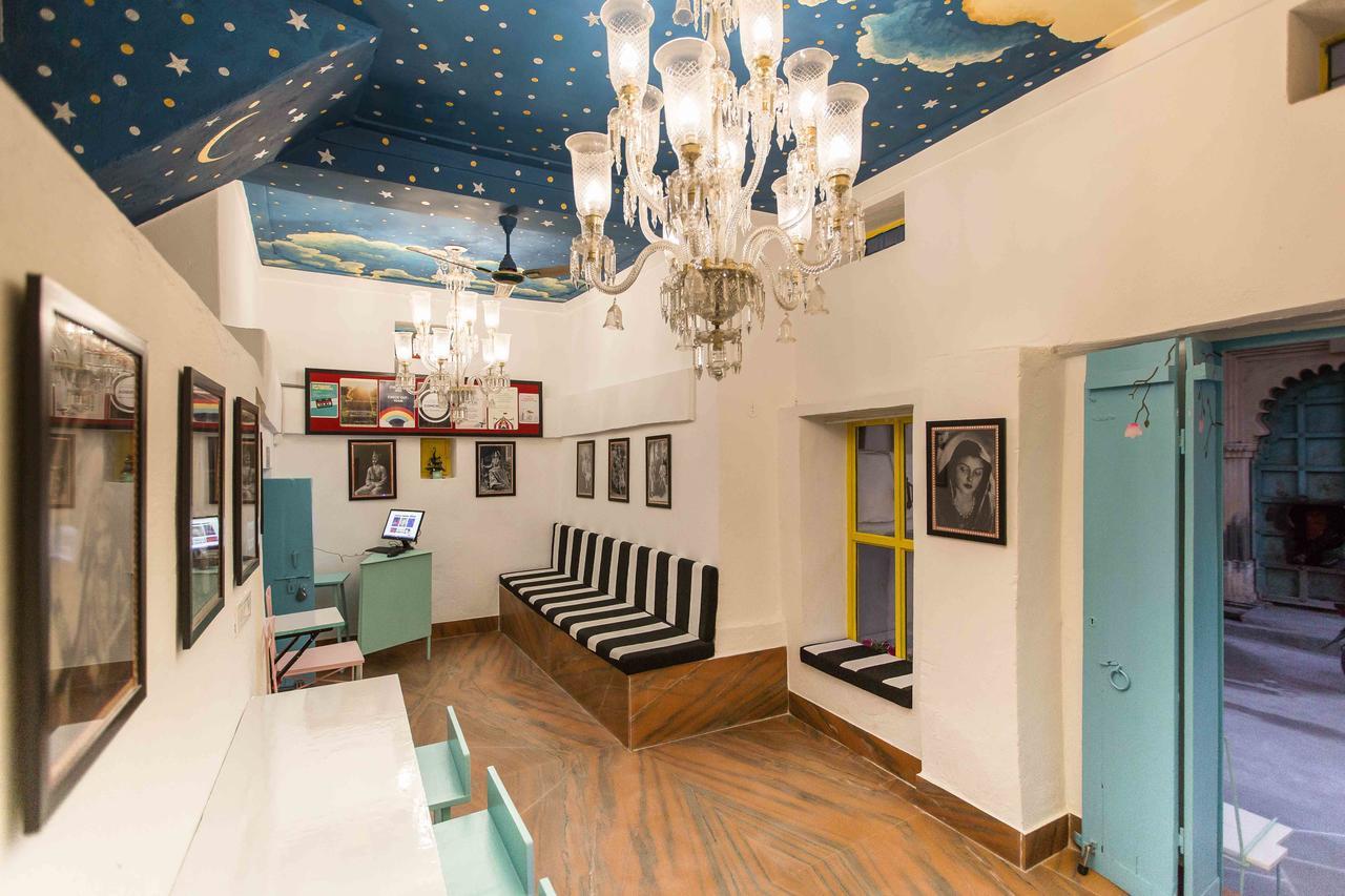 Gypsy Child Lake Hostel אודייפור מראה חיצוני תמונה