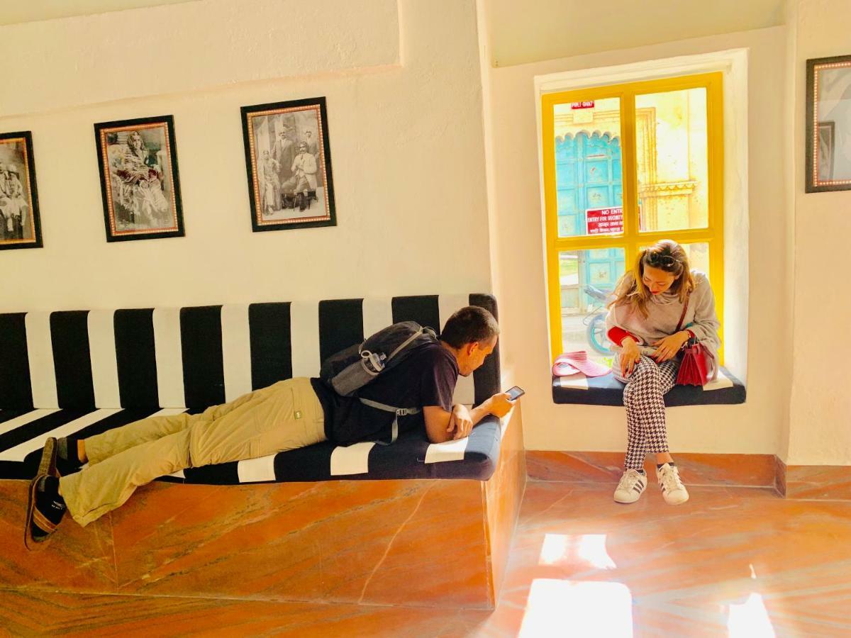 Gypsy Child Lake Hostel אודייפור מראה חיצוני תמונה